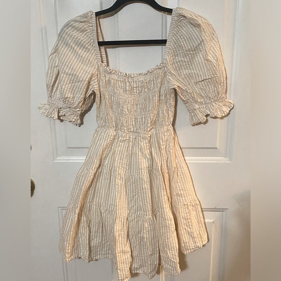 MINKPINK LUNE MINI DRESS - WHITE / BEIGE
  Regular Price $139.00(NWOT) New - Picture 5 of 6
